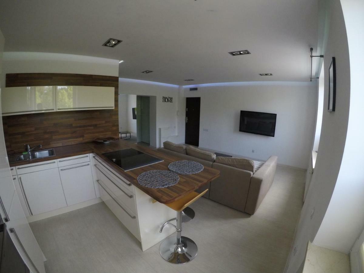 Nowoczesny Apartament III Al. Nmp 쳉스토호바 외부 사진