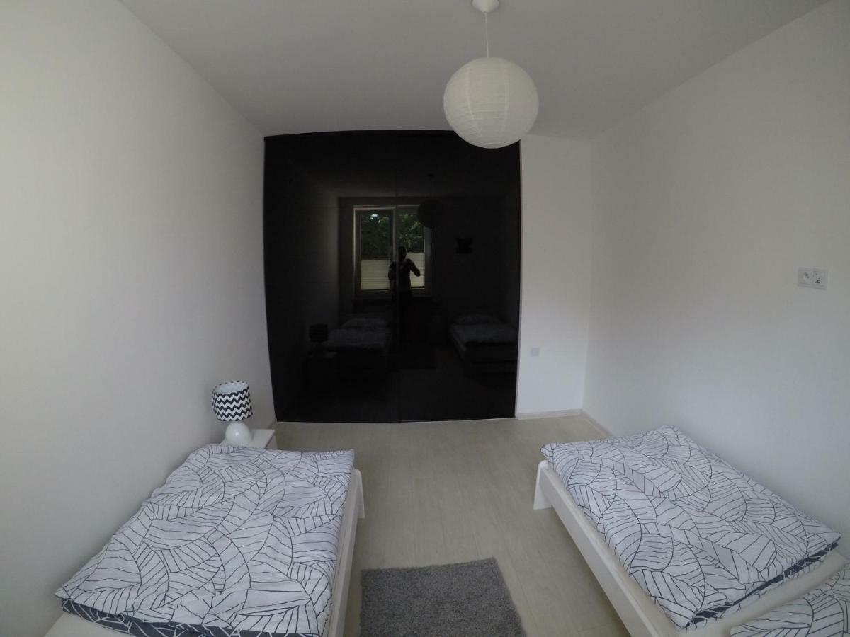 Nowoczesny Apartament III Al. Nmp 쳉스토호바 외부 사진